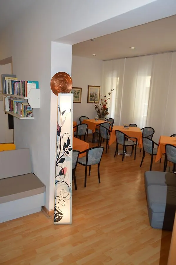 Hotel Dear Rimini 3*,