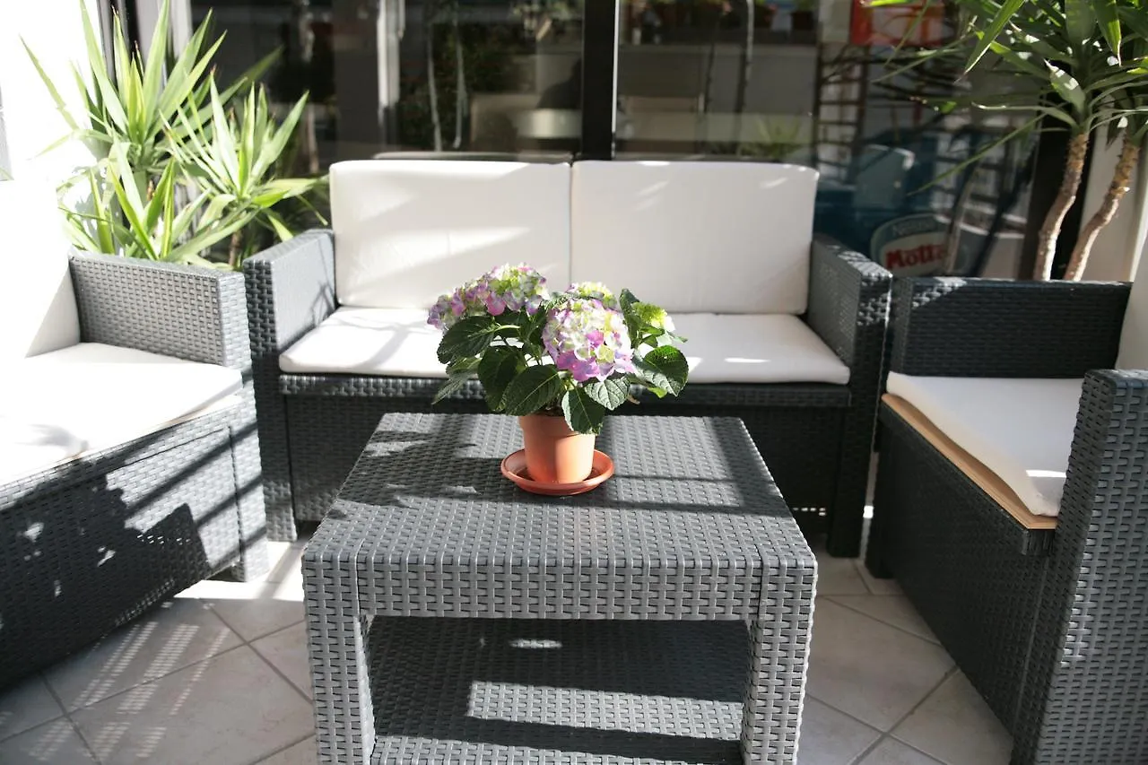 Hotel Dear Rimini 3*,